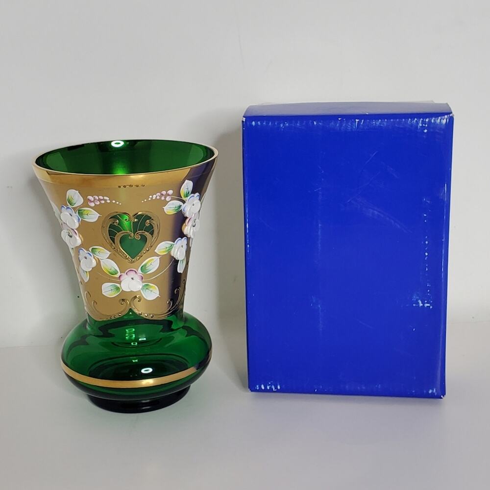 Vintage Emerald Green Bohemian Czech glass Vase in Excellent condition with box
